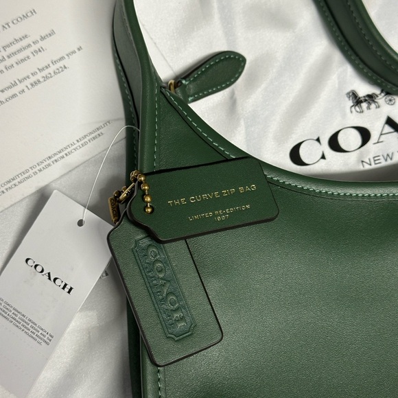 Coach Curve Zip Bag Smooth Leather Green | NWT | Authentic - Picture 7 of 11